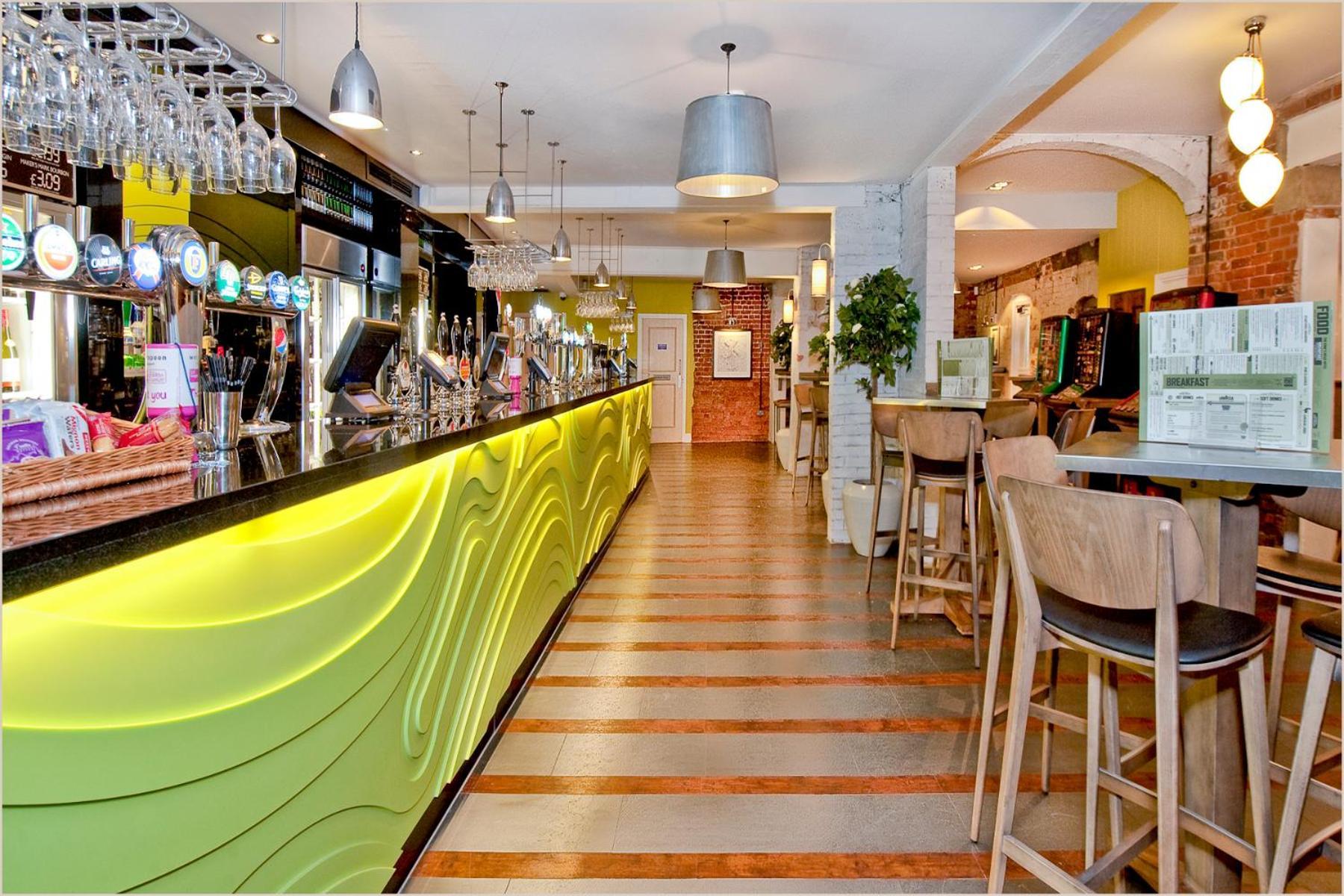 The King'S Head Hotel Wetherspoon Beccles Eksteriør bilde