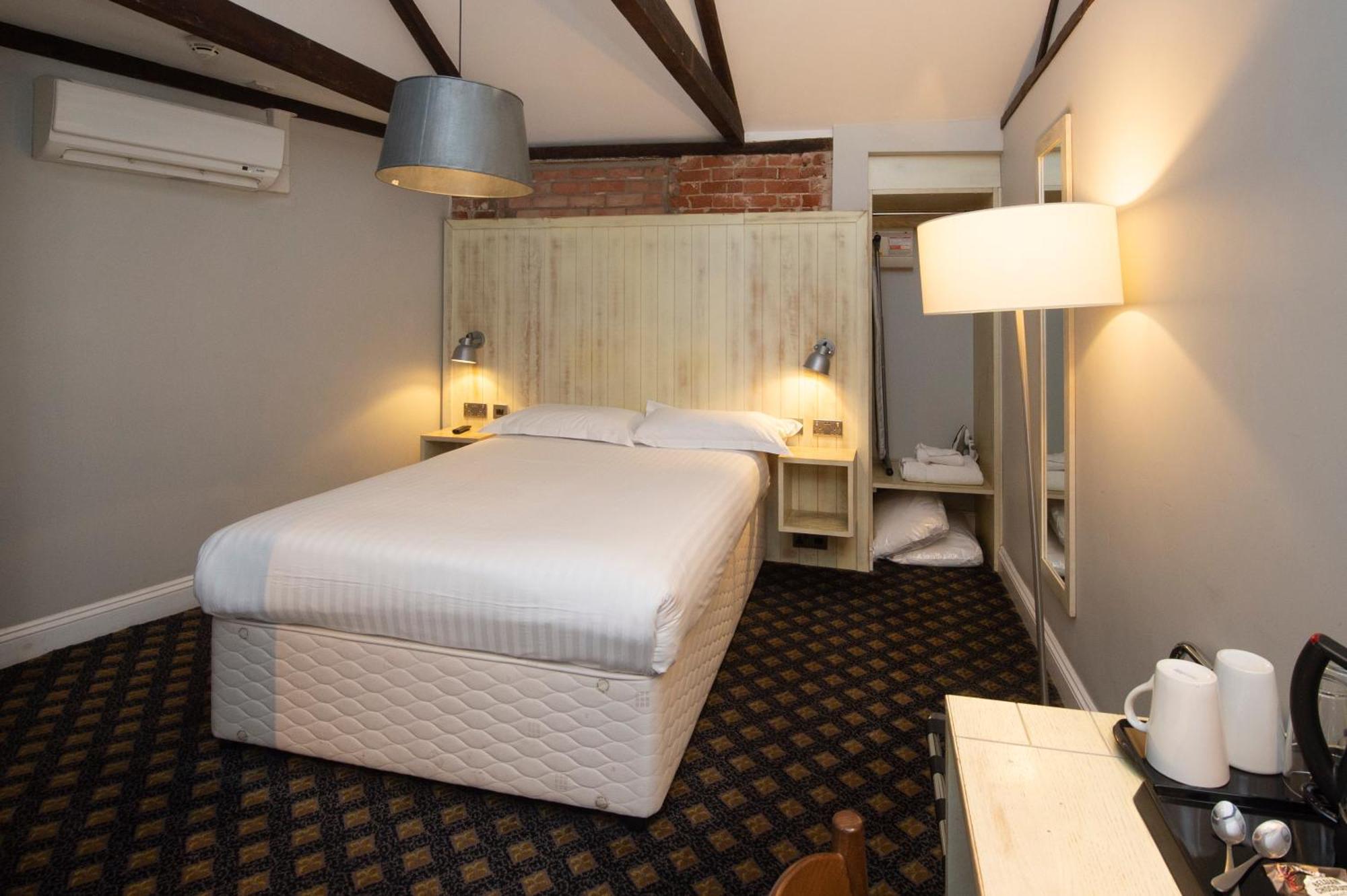 The King'S Head Hotel Wetherspoon Beccles Eksteriør bilde